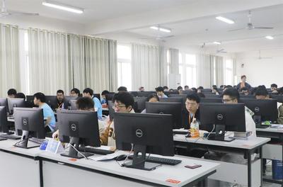 湖南省第十八屆大學生計算機程序設計競賽在湘潭大學成功舉辦